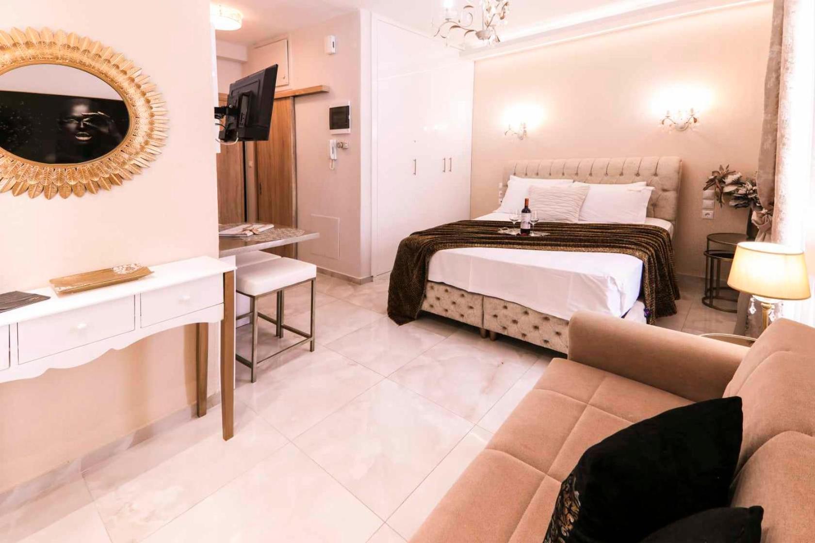 Goldenspace Exquisite Suite Near The Port Volos Luaran gambar