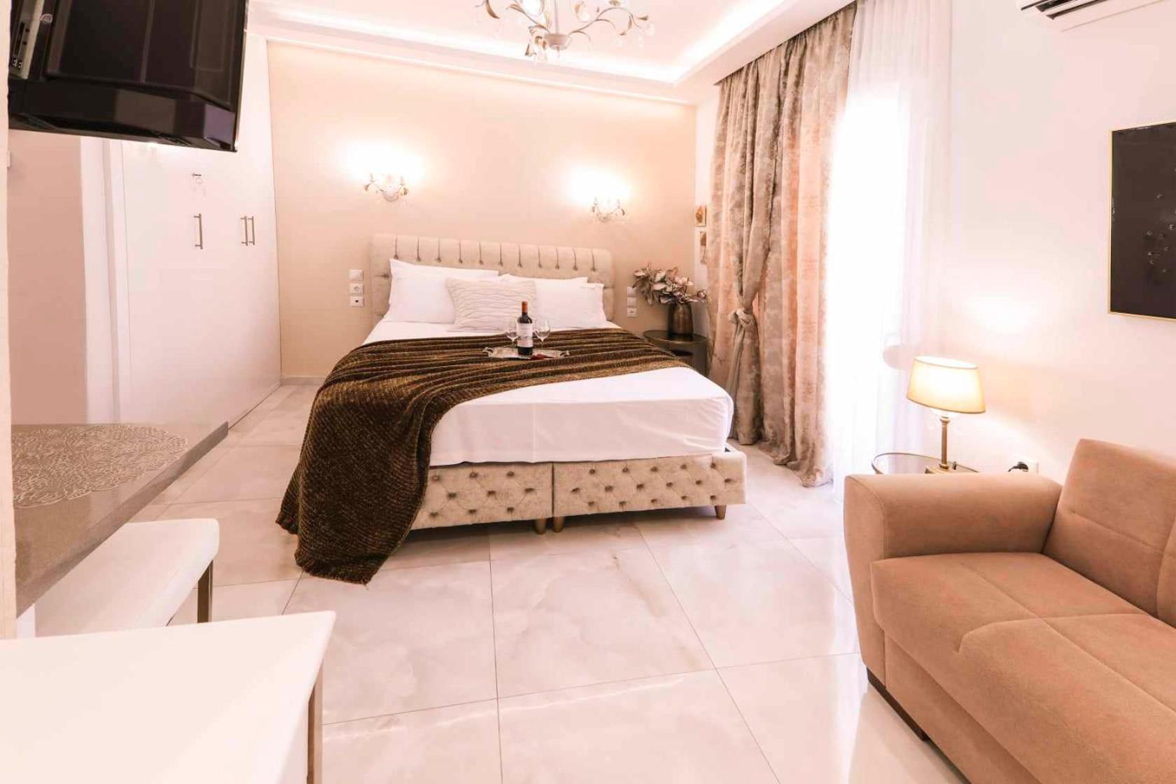 Goldenspace Exquisite Suite Near The Port Volos Luaran gambar